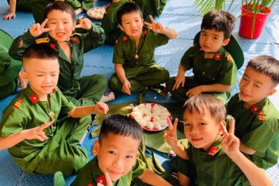 HOẠT ĐỘNG TRẢI NGHIỆM CHÀO MỪNG NGÀY 22/12