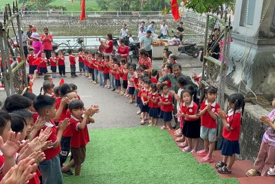 TRƯỜNG MN HOÀNG TÂY TỔ CHỨC CHO TRẺ TRẢI NGHIỆM TẠI LỄ HỘI ĐÌNH TRẢI